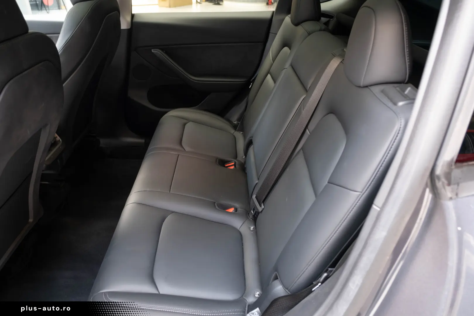 Tesla Model Y Long Range Dual Motor