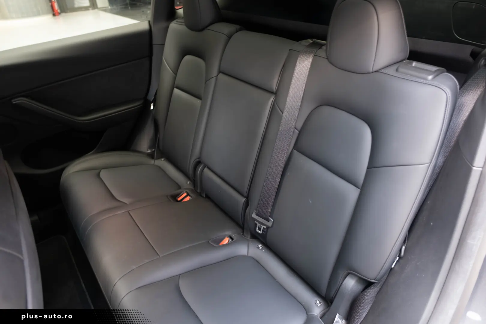 Tesla Model Y Long Range Dual Motor