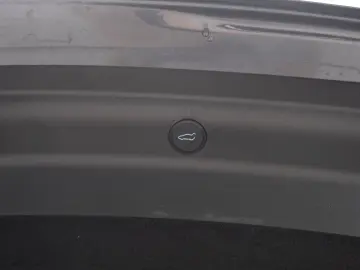 Tesla Model Y Long Range Dual Motor