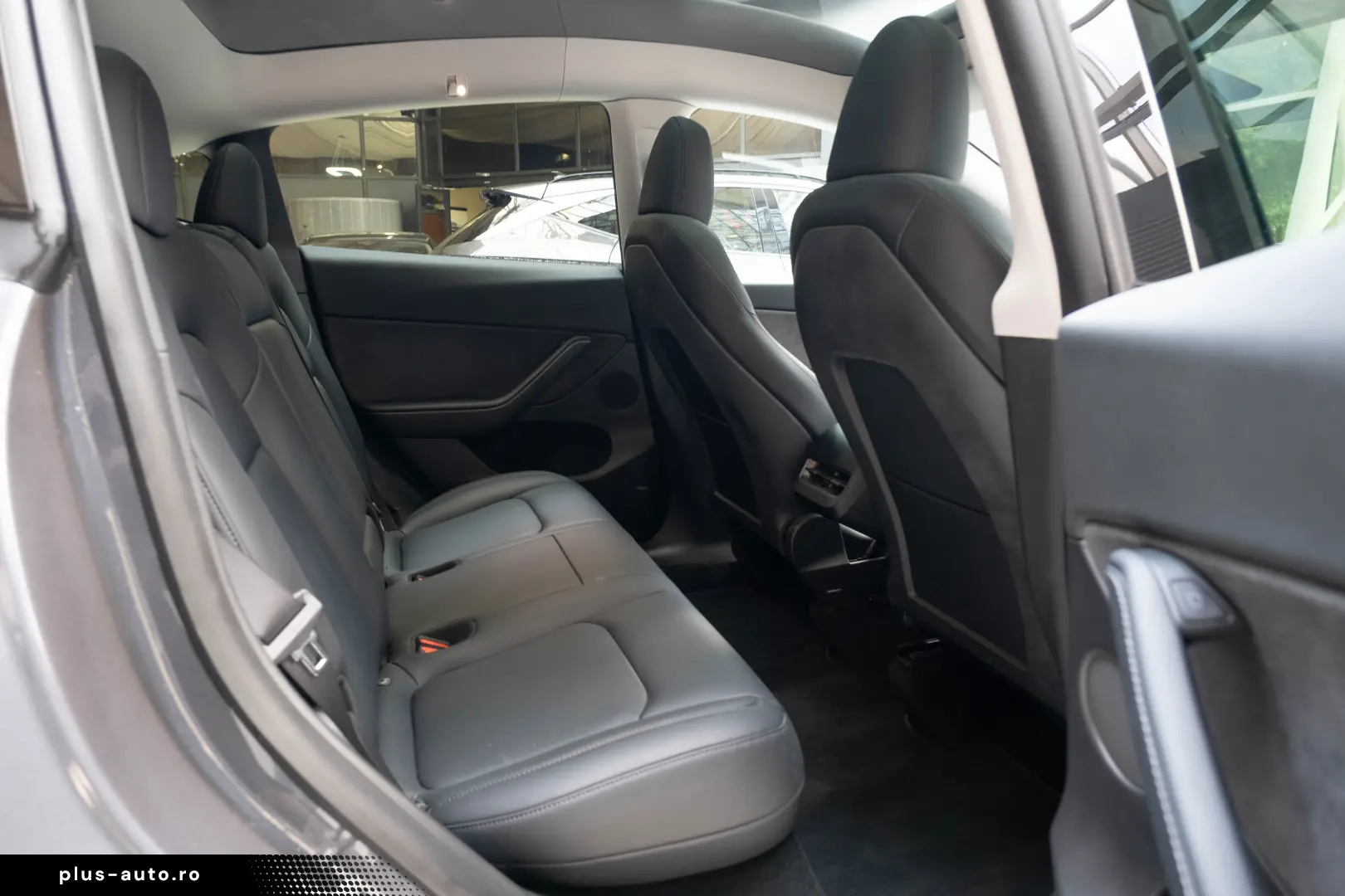 Tesla Model Y Long Range Dual Motor