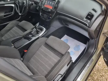 Opel Insignia Sports Tourer SW 2015 2.0D 140Cp NAVI BOSE