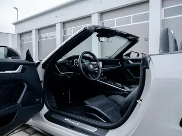 992.1 Turbo S Cabrio   Lift   Exclusive   LED