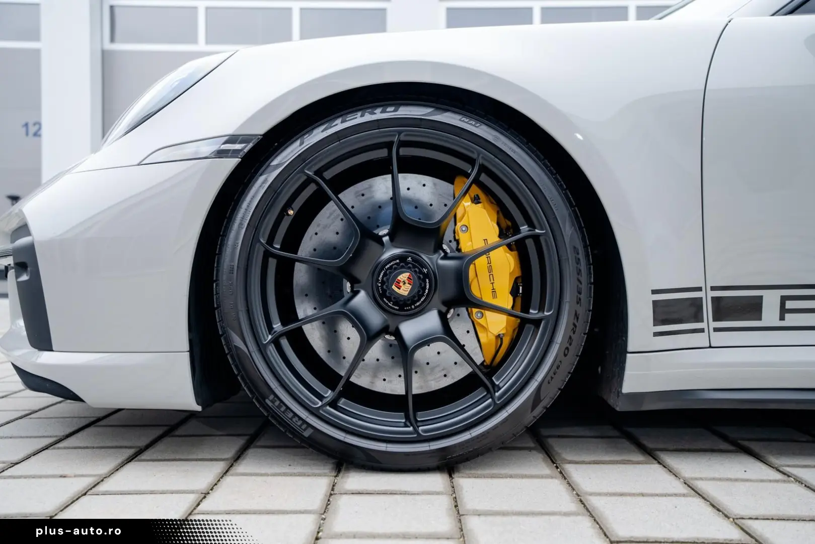 992.1 Turbo S Cabrio   Lift   Exclusive   LED