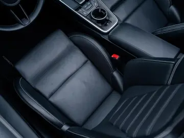 992.1 Turbo S Cabrio   Lift   Exclusive   LED