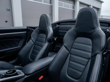 992.1 Turbo S Cabrio   Lift   Exclusive   LED