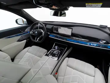 BMW 740 D Xdrive M SPORT PRO FULL PPF