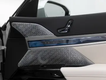 BMW 740 D Xdrive M SPORT PRO FULL PPF