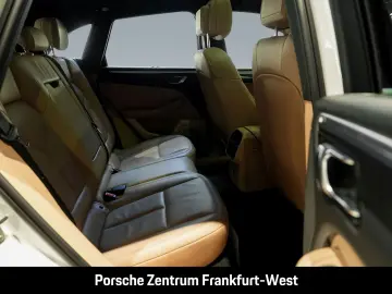 Macan Luftfederung Panoramadach Abstandstempomat