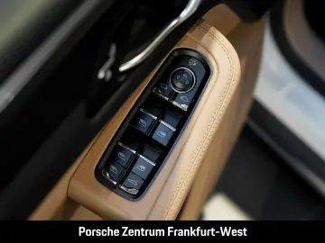 Macan Luftfederung Panoramadach Abstandstempomat