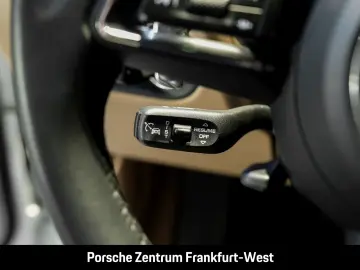 Macan Luftfederung Panoramadach Abstandstempomat