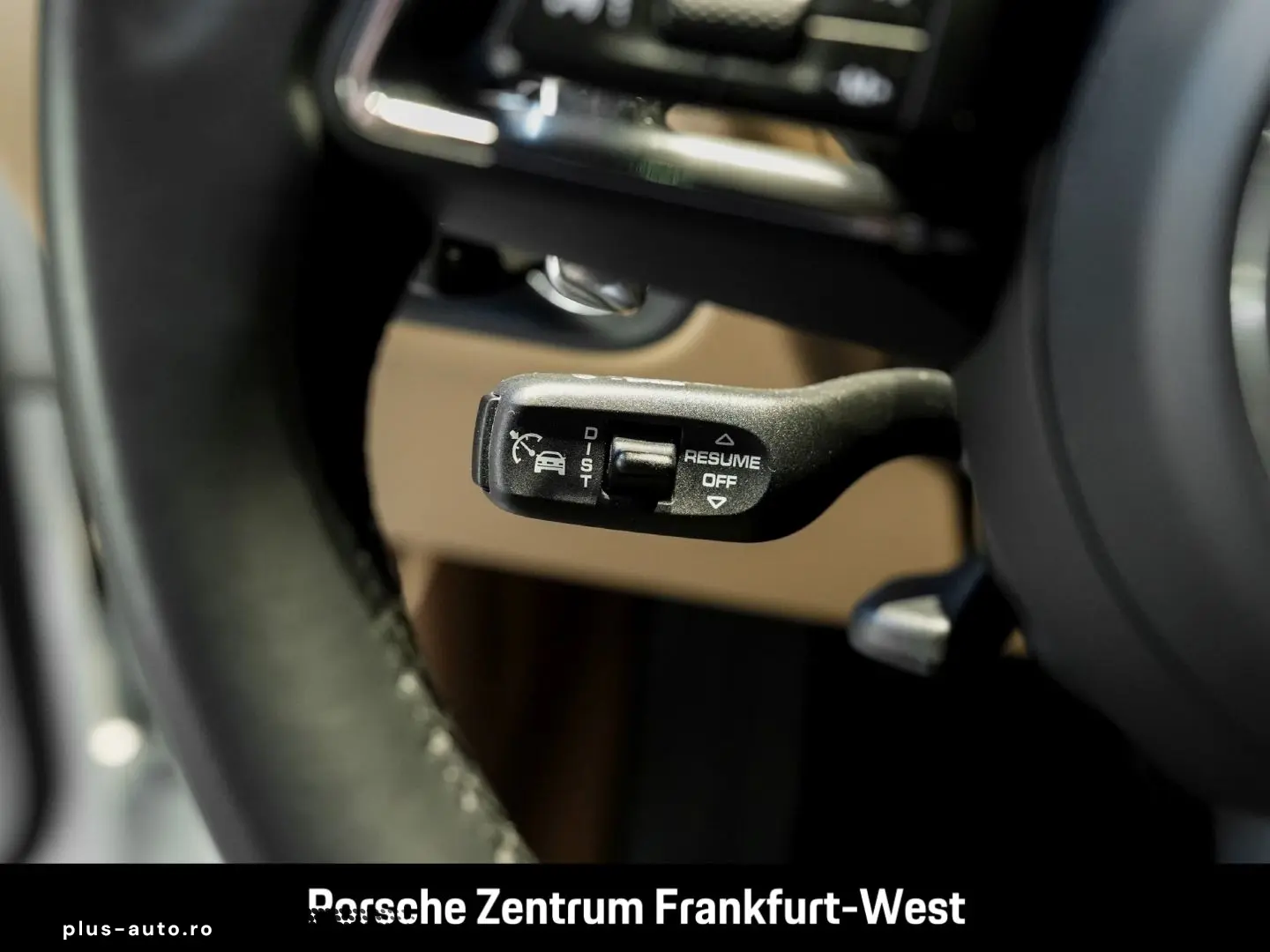 Macan Luftfederung Panoramadach Abstandstempomat