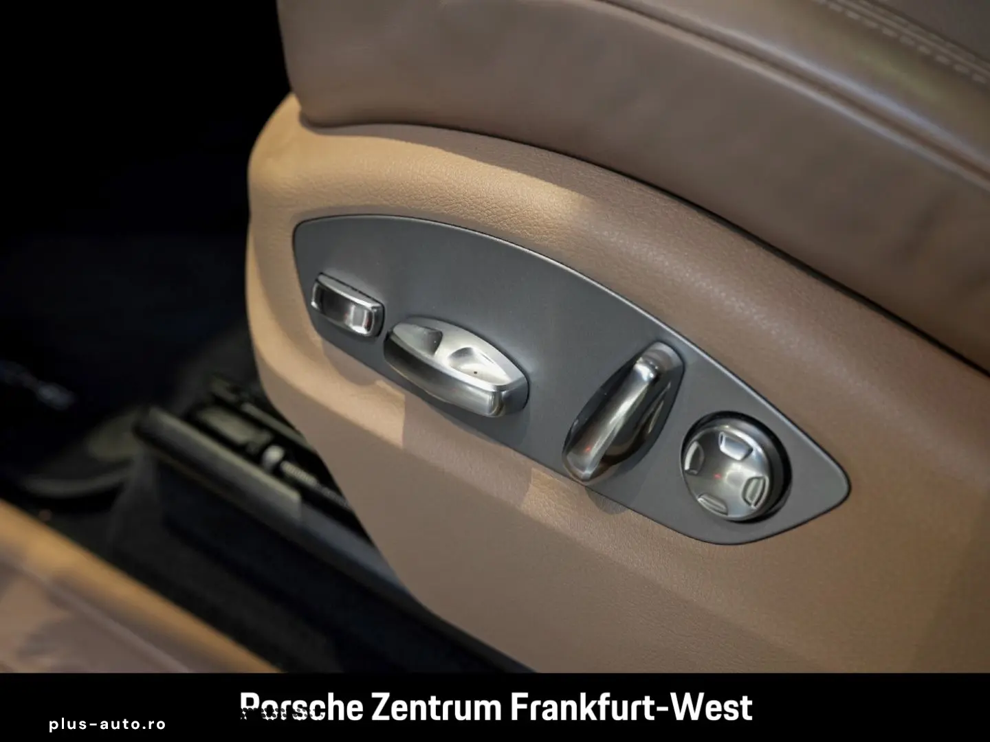 Macan Luftfederung Panoramadach Abstandstempomat