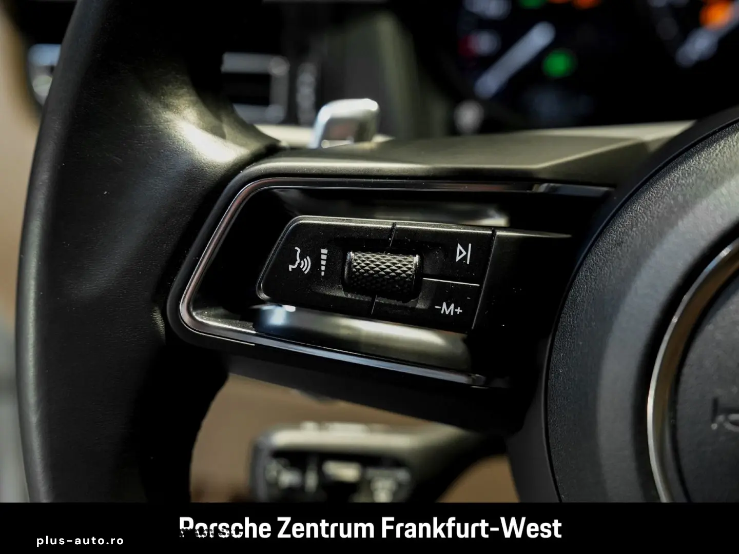 Macan Luftfederung Panoramadach Abstandstempomat