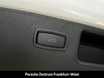 Macan Luftfederung Panoramadach Abstandstempomat