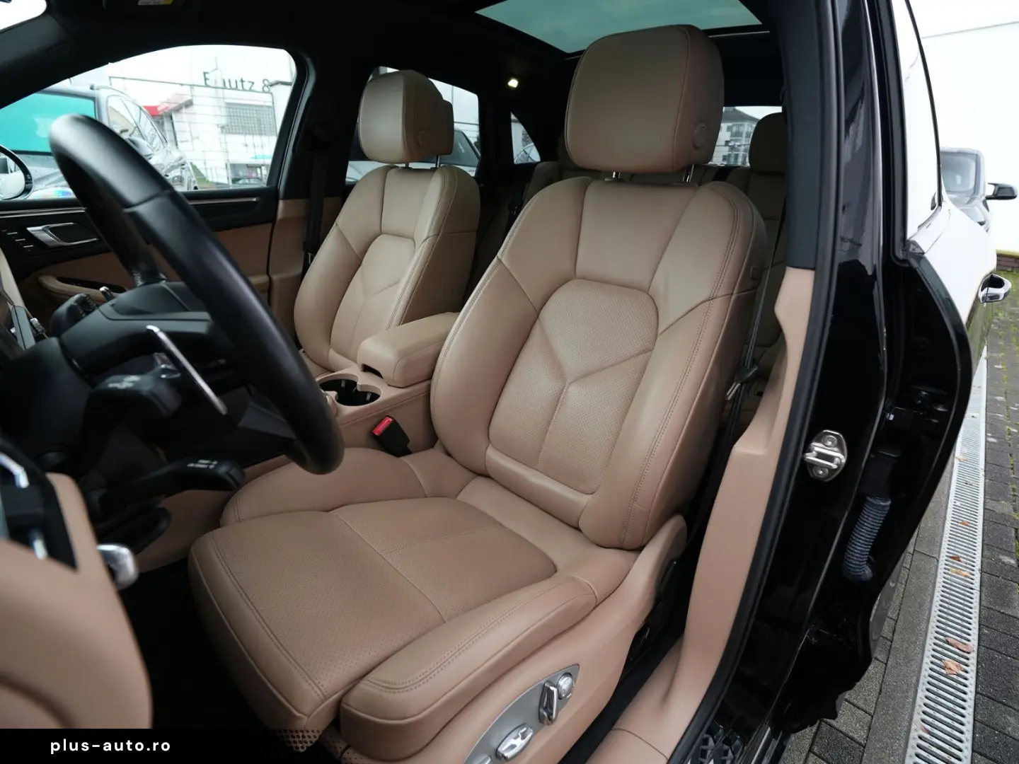 MACAN 2.0 SPORTDESIGN-PANO-SPORTSITZE-MEMORY-20S