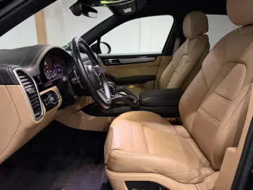 Cayenne Platinum Edition Keyless Go ACC Panorama