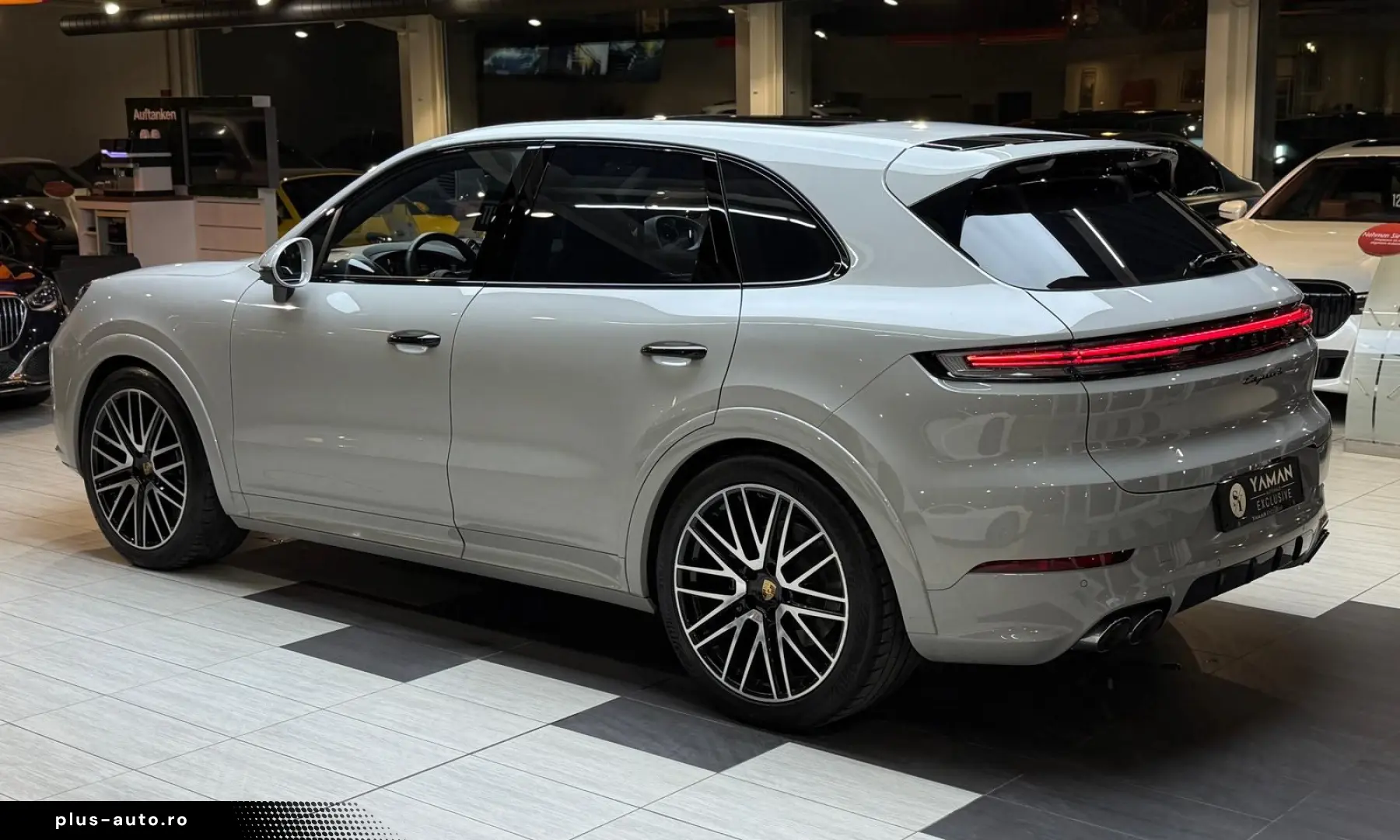 Cayenne S  Kreide Pano HuD InnoDrive Sport-Desig