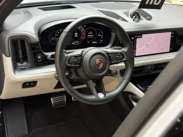 Cayenne S  Kreide Pano HuD InnoDrive Sport-Desig