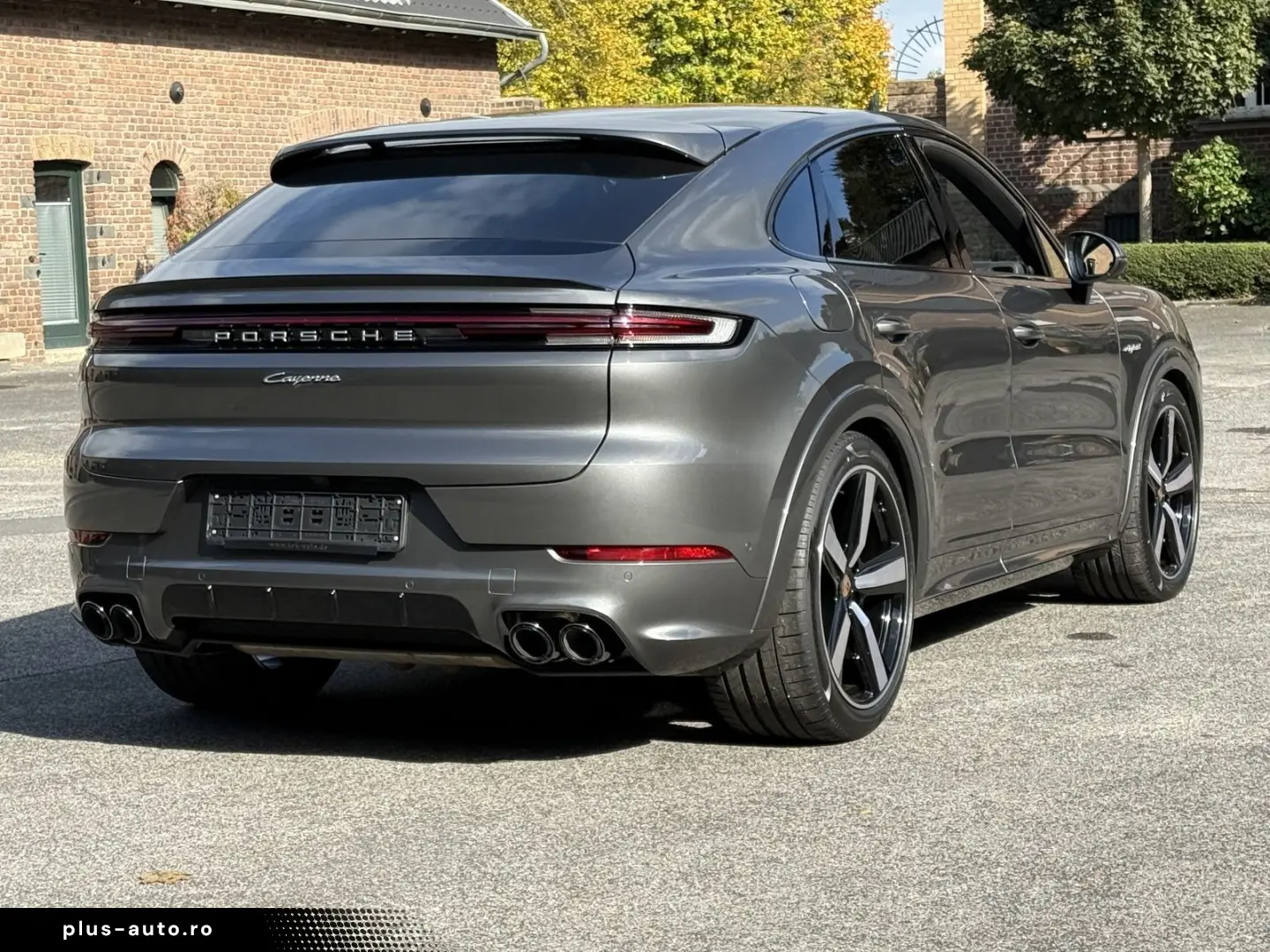 Cayenne E-Hybrid Coupe BEIFAHRERDISPLAY SPORTDES