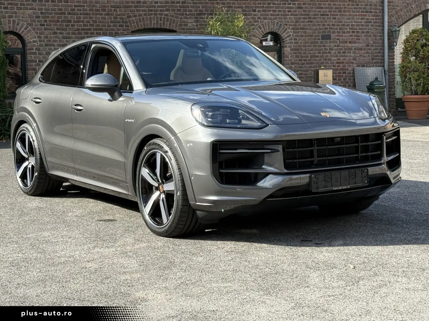 Cayenne E-Hybrid Coupe BEIFAHRERDISPLAY SPORTDES