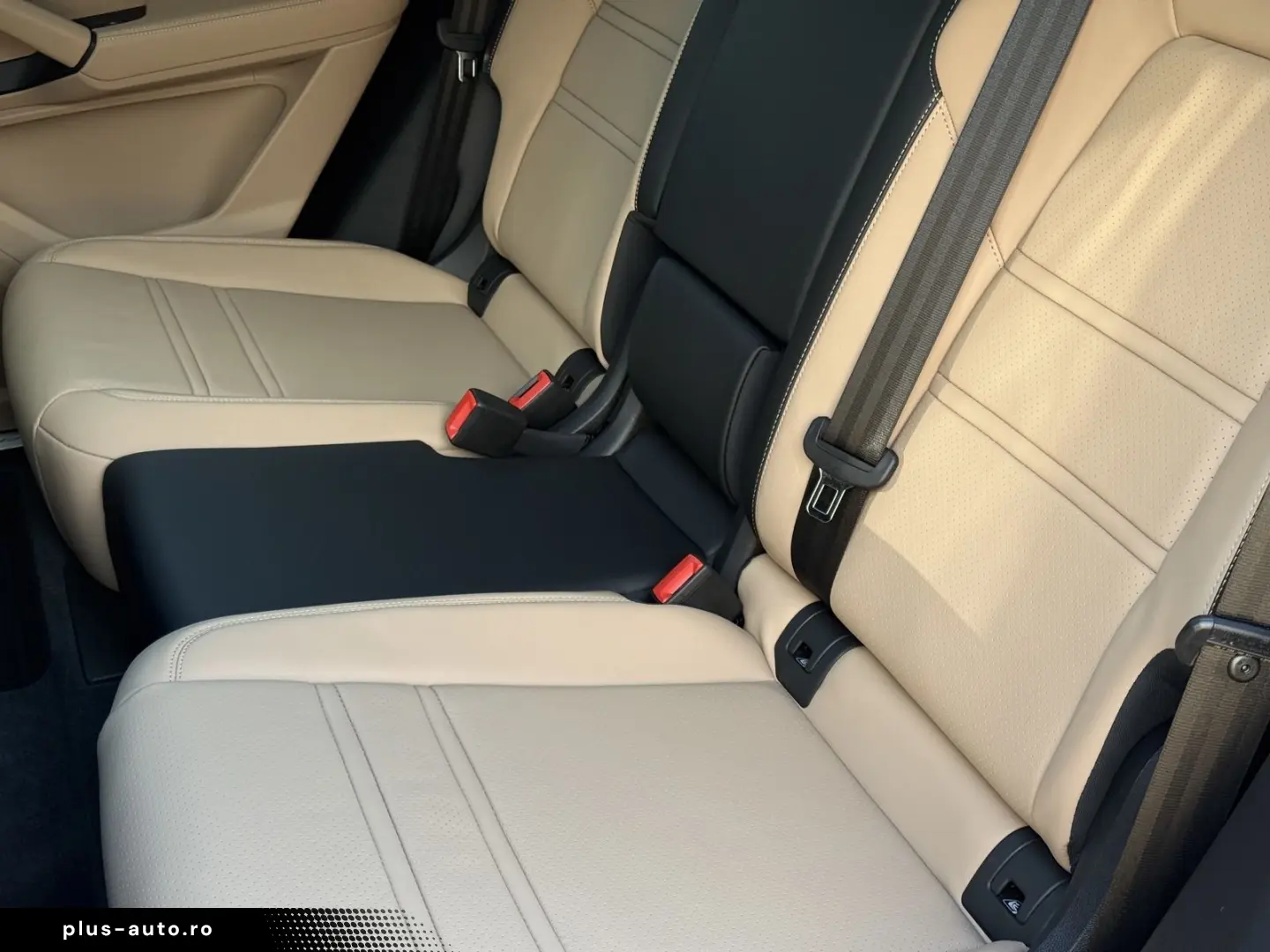 Cayenne E-Hybrid Coupe BEIFAHRERDISPLAY SPORTDES