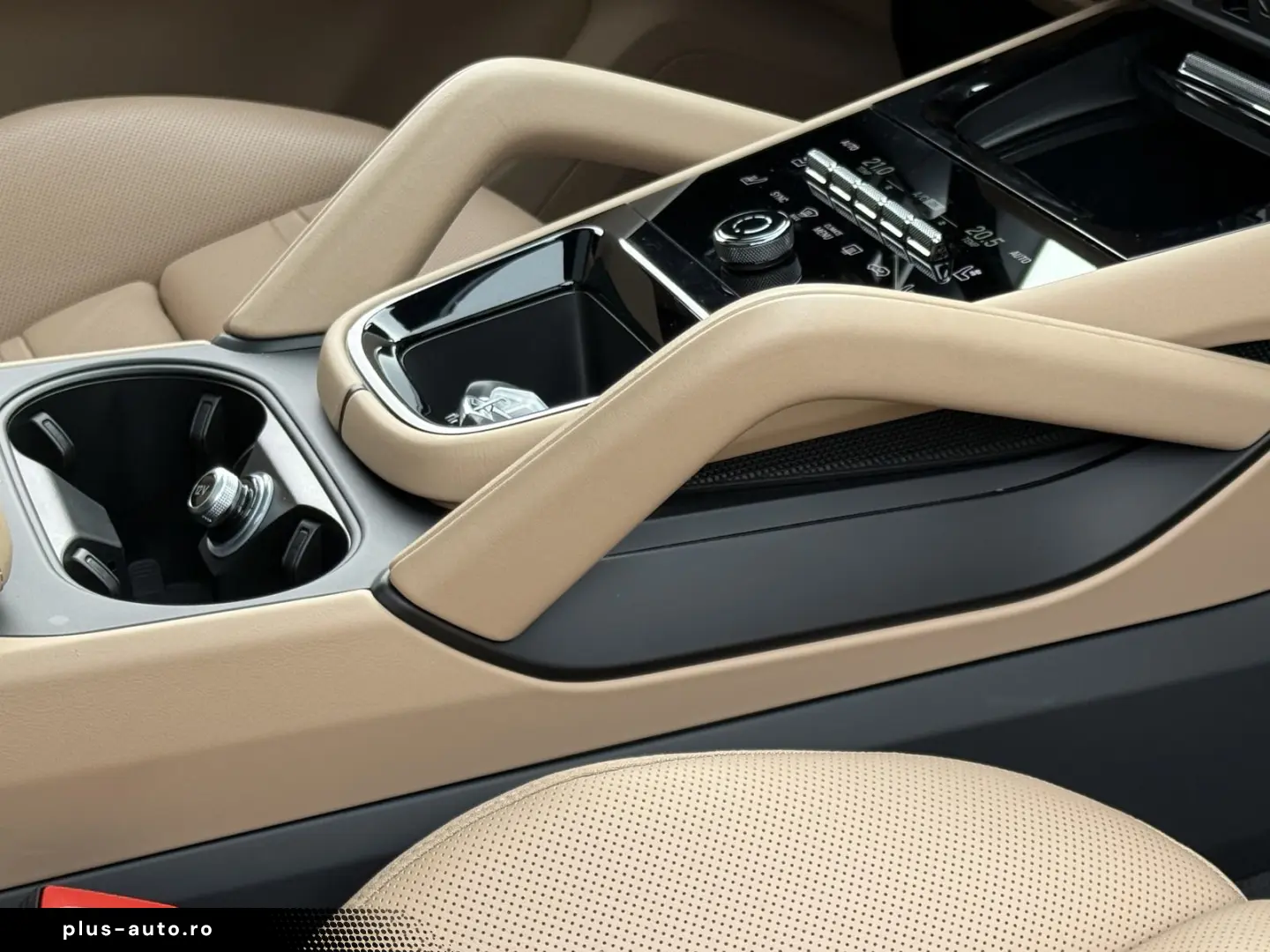 Cayenne S Coupe HEAD-UP SPORTABGAS-CHRONO BOSE K