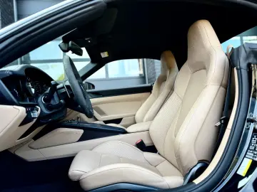 911 Carrera GTS Cabriolet   Top config