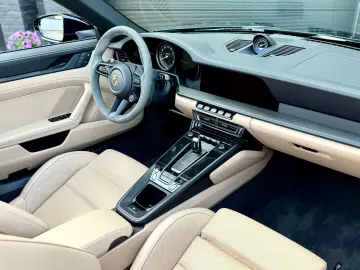 911 Carrera GTS Cabriolet   Top config