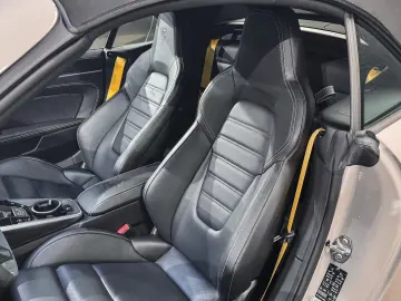 911 Turbo S Cabrio AeroKit Burmester Carbon