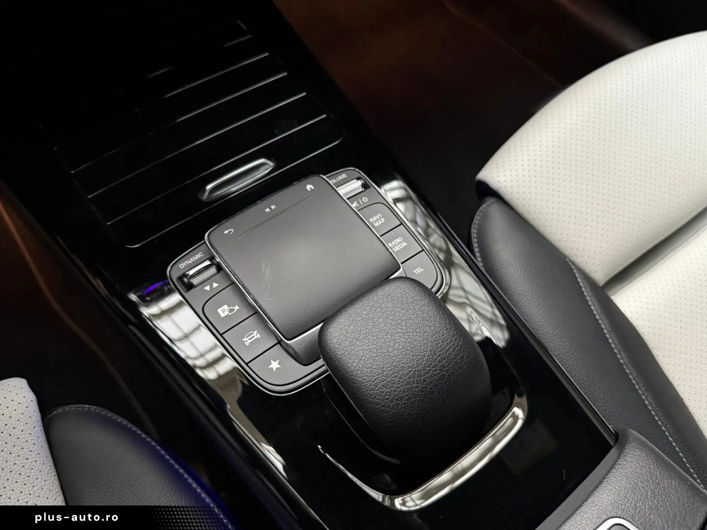 Mercedes-Benz CLA 220 4Matic AMG Line