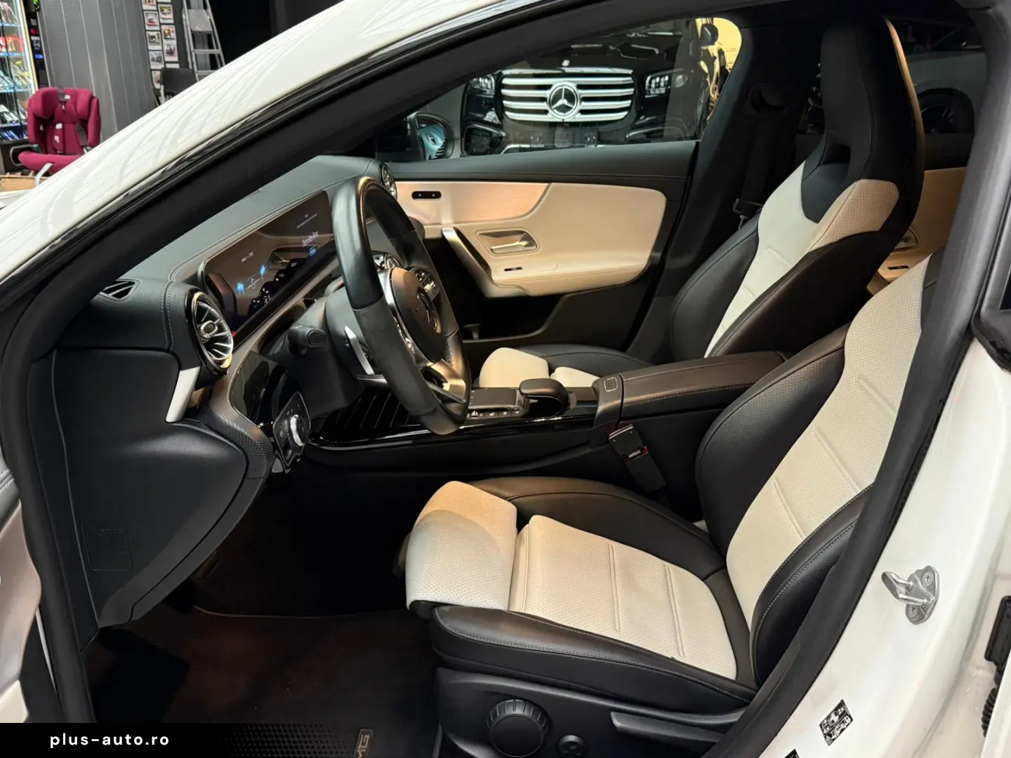 Mercedes-Benz CLA 220 4Matic AMG Line