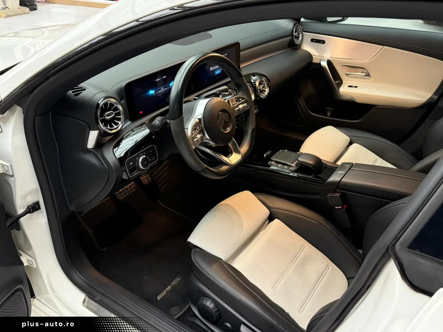 Mercedes-Benz CLA 220 4Matic AMG Line