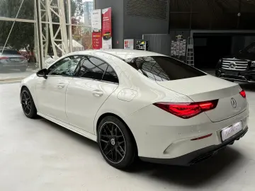 Mercedes-Benz CLA 220 4Matic AMG Line