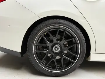 Mercedes-Benz CLA 220 4Matic AMG Line