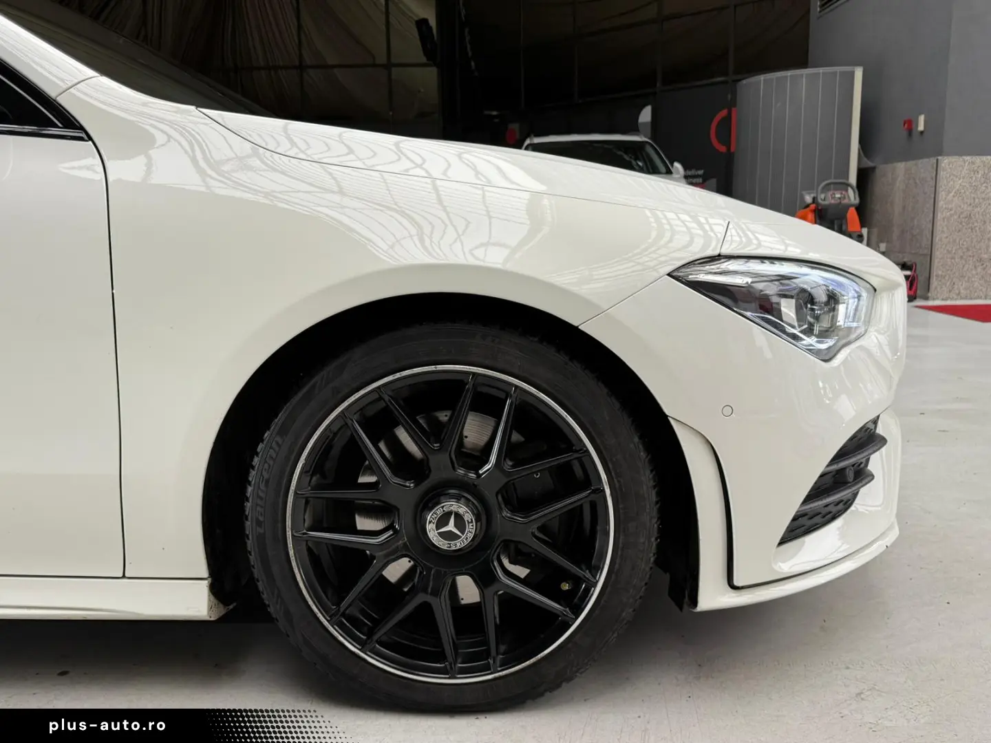 Mercedes-Benz CLA 220 4Matic AMG Line