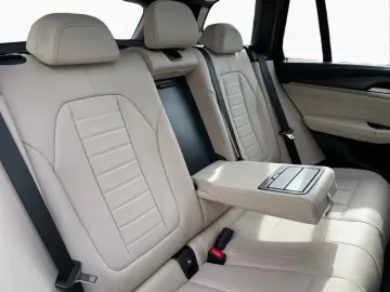 X3 xDrive 30d M-Sport Laser Pano AHK HUD ACC PDC