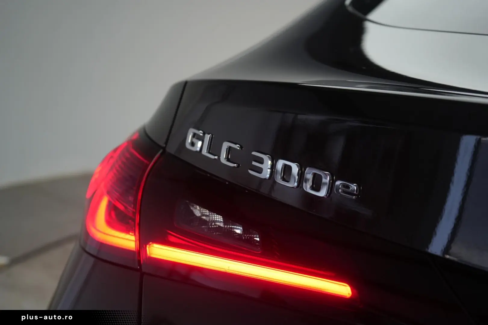 GLC 300 e 4Matic 9G-Tronic AMG Leder Distronic K