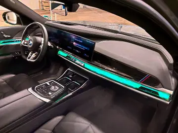 740d xDrive M-Sport Fond-Ent. Sky-L. Autobahnas.