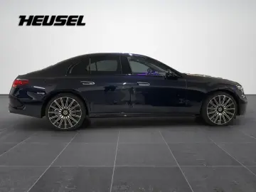 E 200 4M AMG  Beschädigung rechte Seite