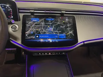 E 200 4M AMG  Beschädigung rechte Seite