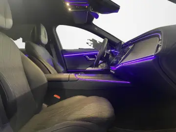 E 200 4M AMG  Beschädigung rechte Seite