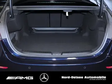 E 220 d AMG AHK LED KEYLESS-GO SHZ MBUX