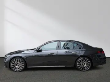 E 200 AMG Digital-Light Pano Distronic AHK 360 K