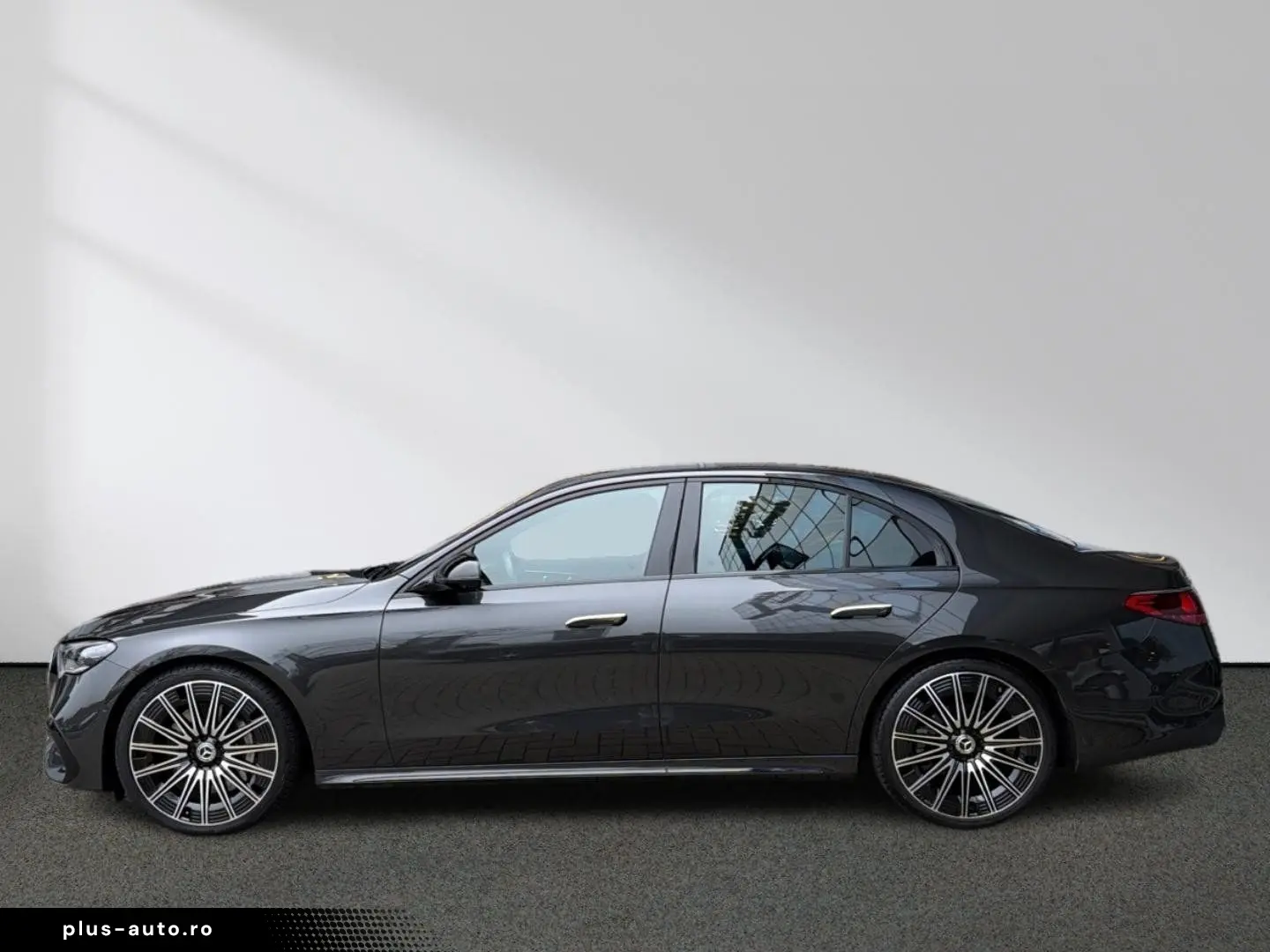 E 200 AMG Digital-Light Pano Distronic AHK 360 K