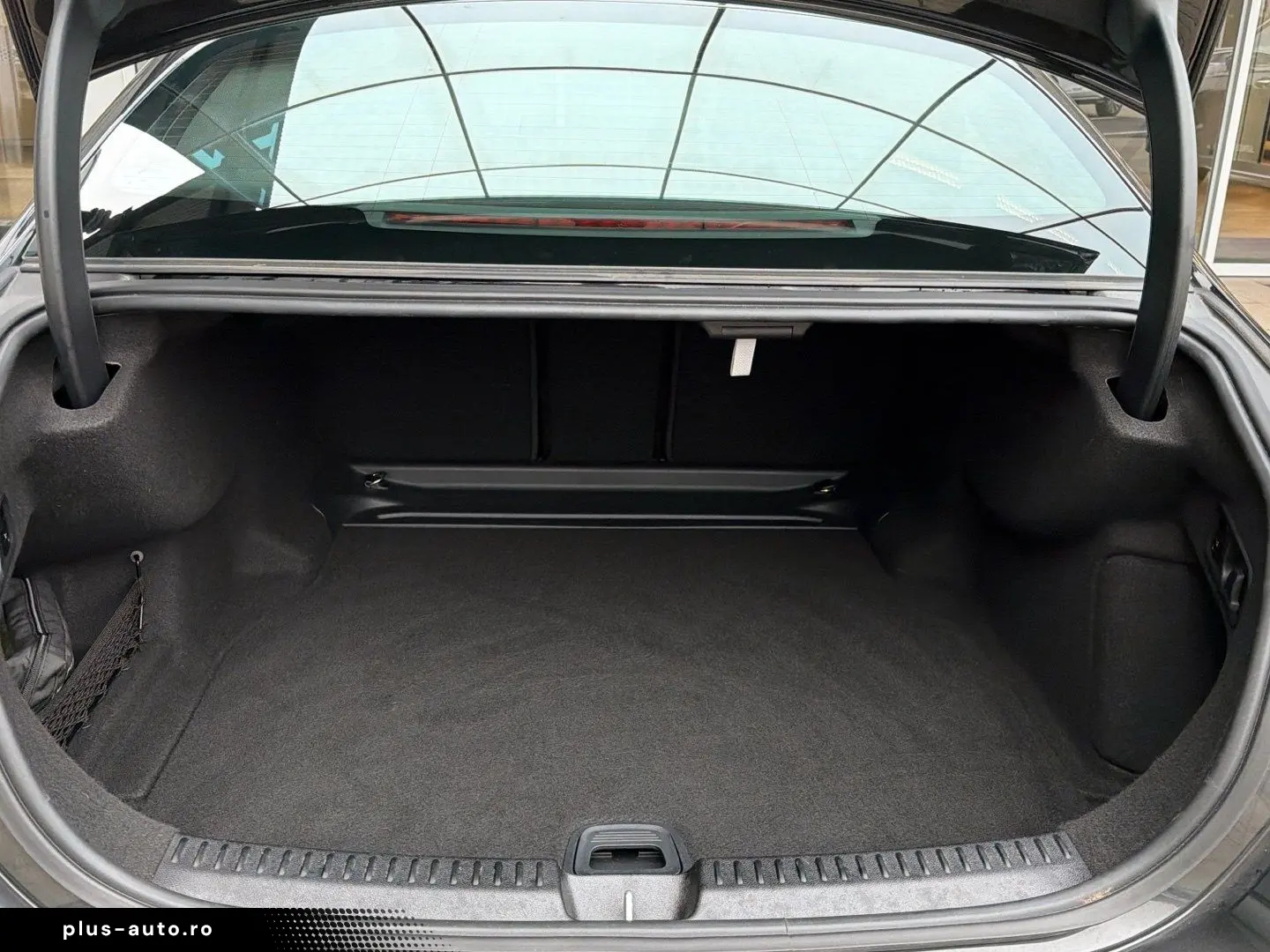 E 200 AMG Digital-Light Pano Distronic AHK 360 K