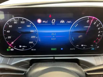 CLE 300 e AMG  MBUX Navi Pano AHK DigitalLight