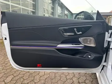 CLE 200 Coupé AMG Night Burm. 360  Mem KeylessGo