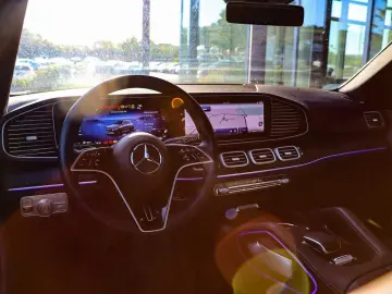 GLE 400e 4M AMG Advanced-Plus Fahrassi Pano AHK