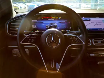 GLE 400e 4M AMG Advanced-Plus Fahrassi Pano AHK