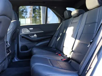 GLE 400e 4M AMG Advanced-Plus Fahrassi Pano AHK